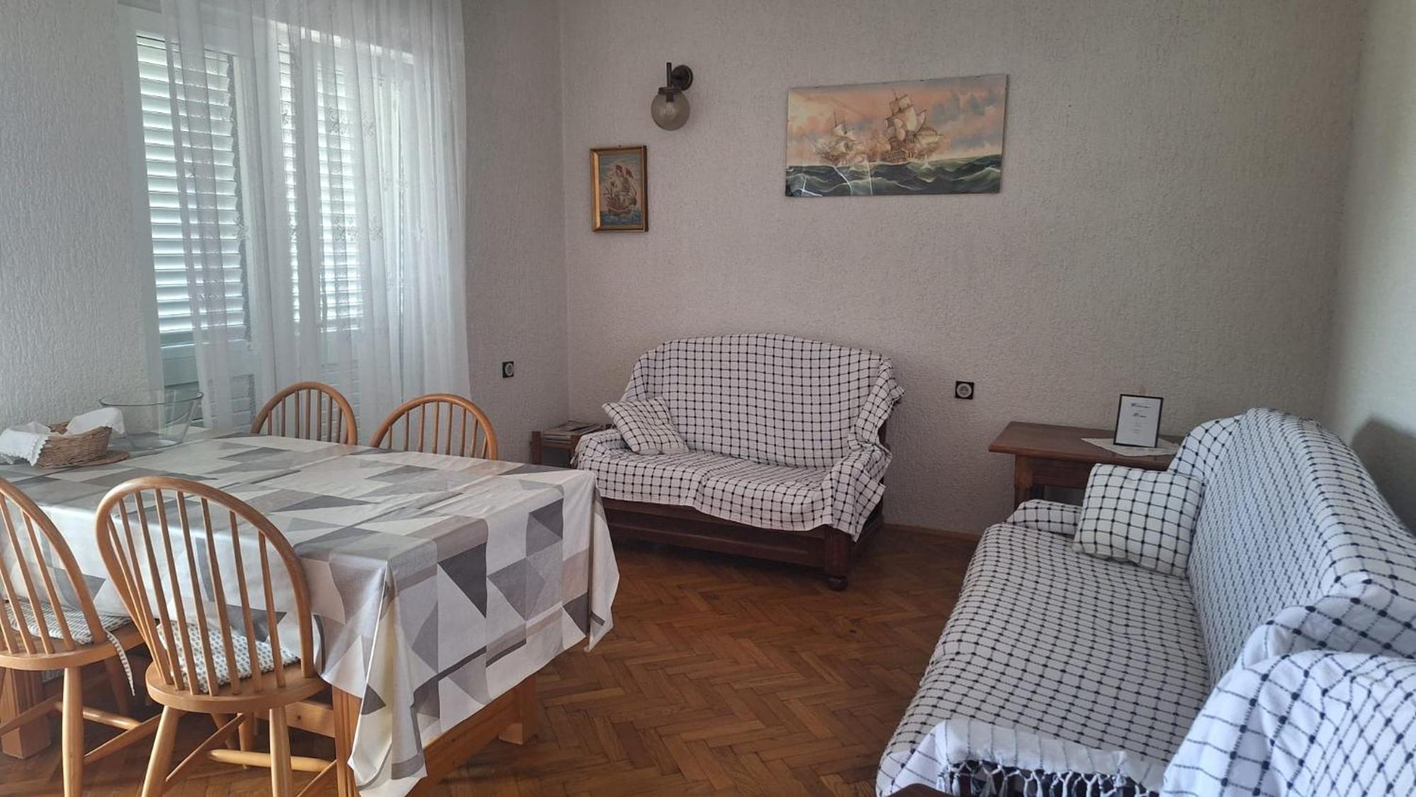 Apartment Lukovo - Puskaric エクステリア 写真
